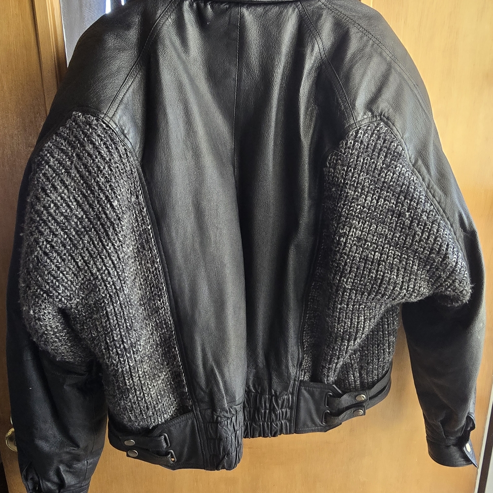 Men's Black and Gray Leather Jacket
